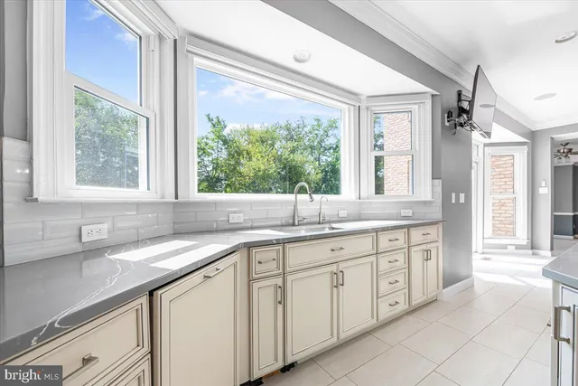 $1,390,000 | 6603 Babak Drive, Frederick, MD 21702