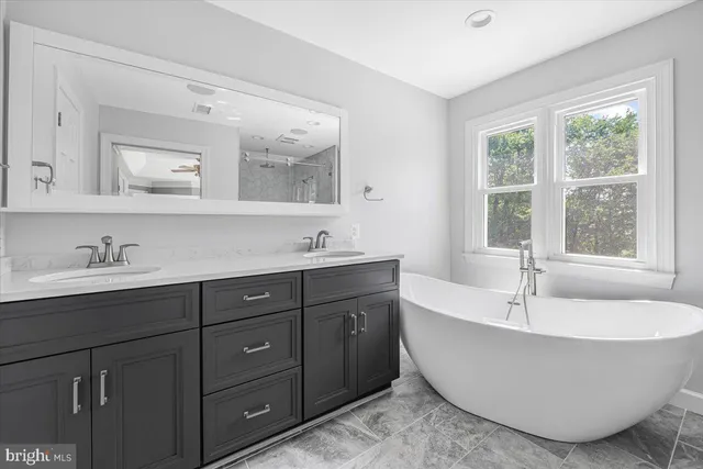 $1,390,000 | 6603 Babak Drive, Frederick, MD 21702