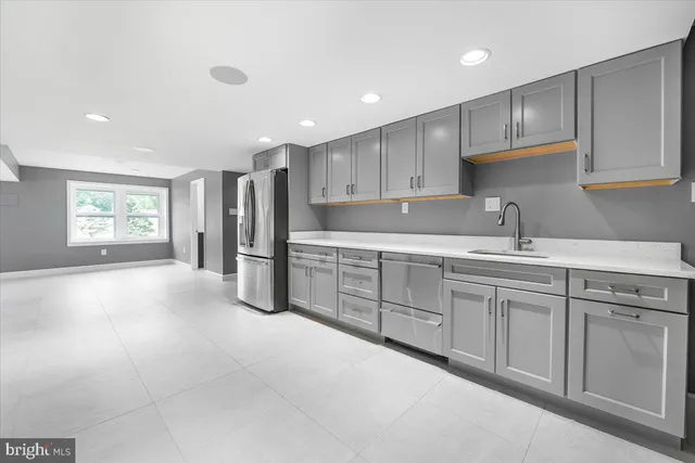 $1,390,000 | 6603 Babak Drive, Frederick, MD 21702