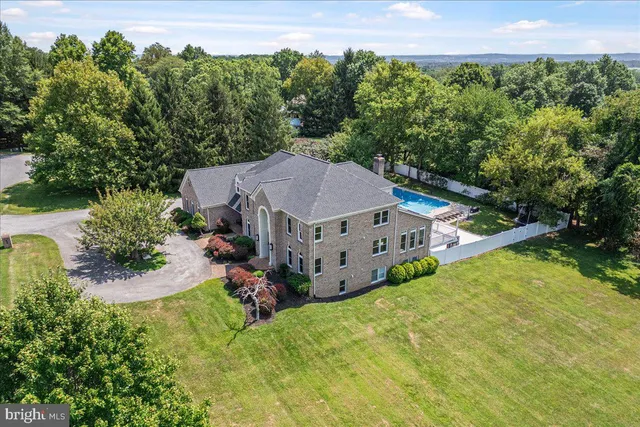 $1,390,000 | 6603 Babak Drive, Frederick, MD 21702