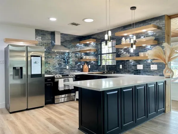 $2,350 | 119 Jeffrey Circle, Gun Barrel City, TX 75156