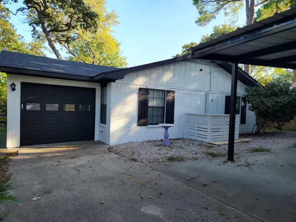 $2,350 | 119 Jeffrey Circle, Gun Barrel City, TX 75156