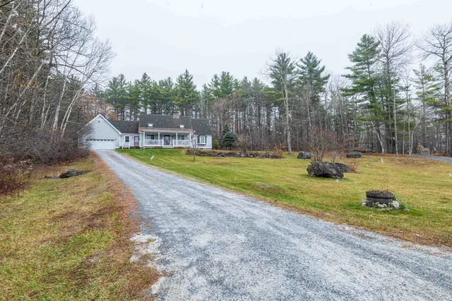 $729,000 | 253 Owl's Head Hill Lane South, Dorset, VT 05251