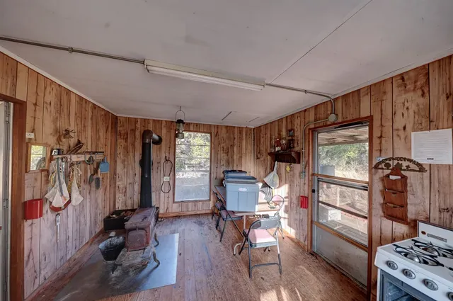 $787,500 | 438-1 Yellowstone Lane, Hunt, TX 78024