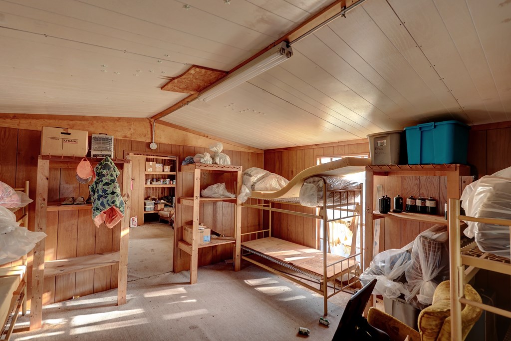 438-1 Yellowstone Lane Hunt, TX 78024 - Photo 41 of 44 a room with gym equipment