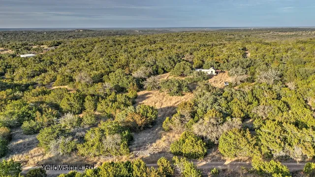 $787,500 | 438-1 Yellowstone Lane, Hunt, TX 78024