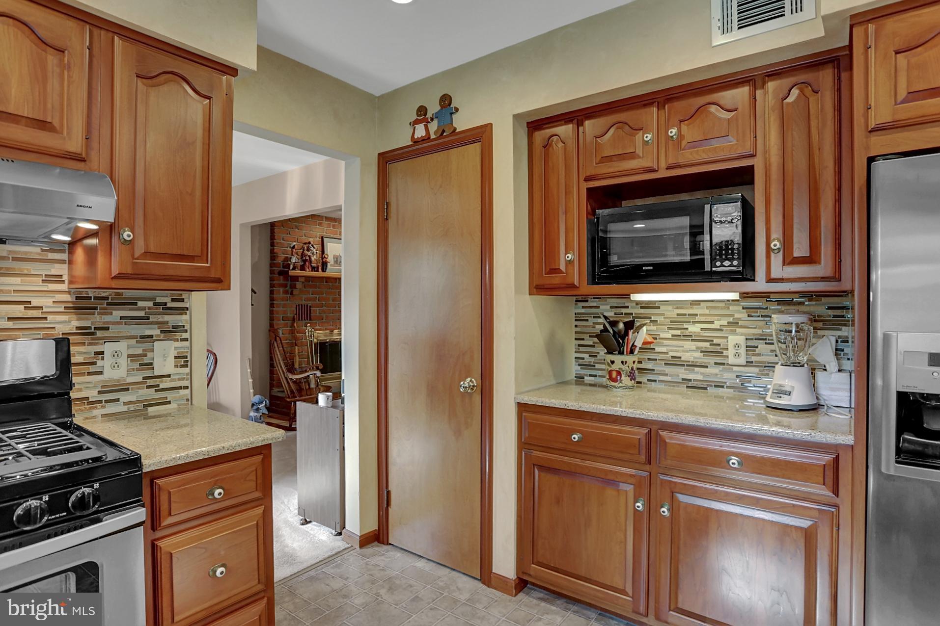 310 Fairview Road Reading, PA 19606 - Photo 13 of 44 Gallery Image 13
