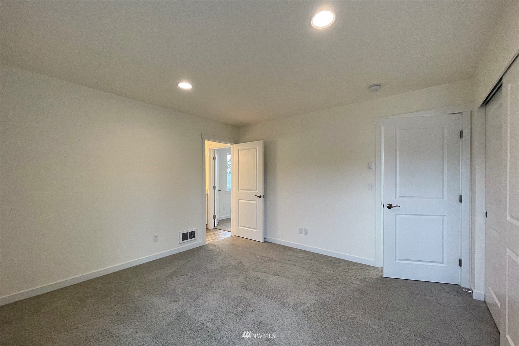 1410 Rook Drive Port Angeles, WA 98362 - Photo 29 of 40 Gallery Image 29