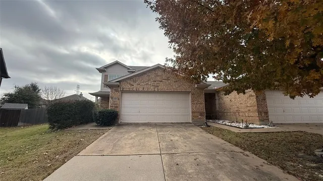 $2,150 | 1356 Saddle Blanket Court, Fort Worth, TX 76131
