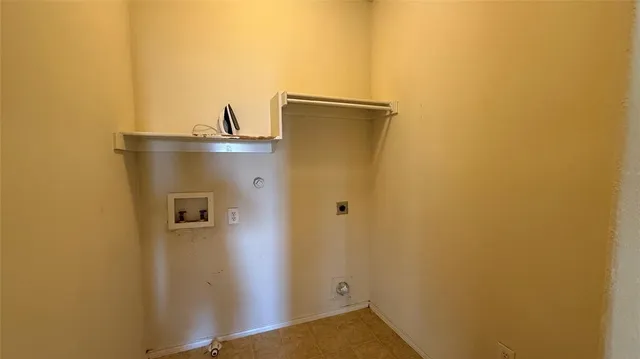 $2,150 | 1356 Saddle Blanket Court, Fort Worth, TX 76131