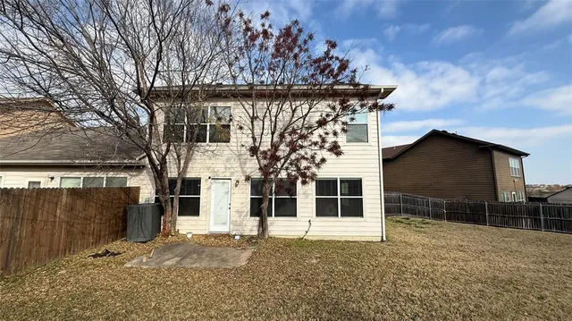 $2,150 | 1356 Saddle Blanket Court, Fort Worth, TX 76131