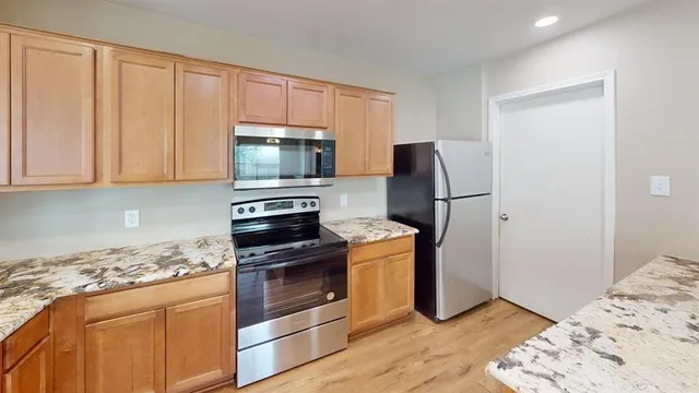 $2,150 | 1356 Saddle Blanket Court, Fort Worth, TX 76131