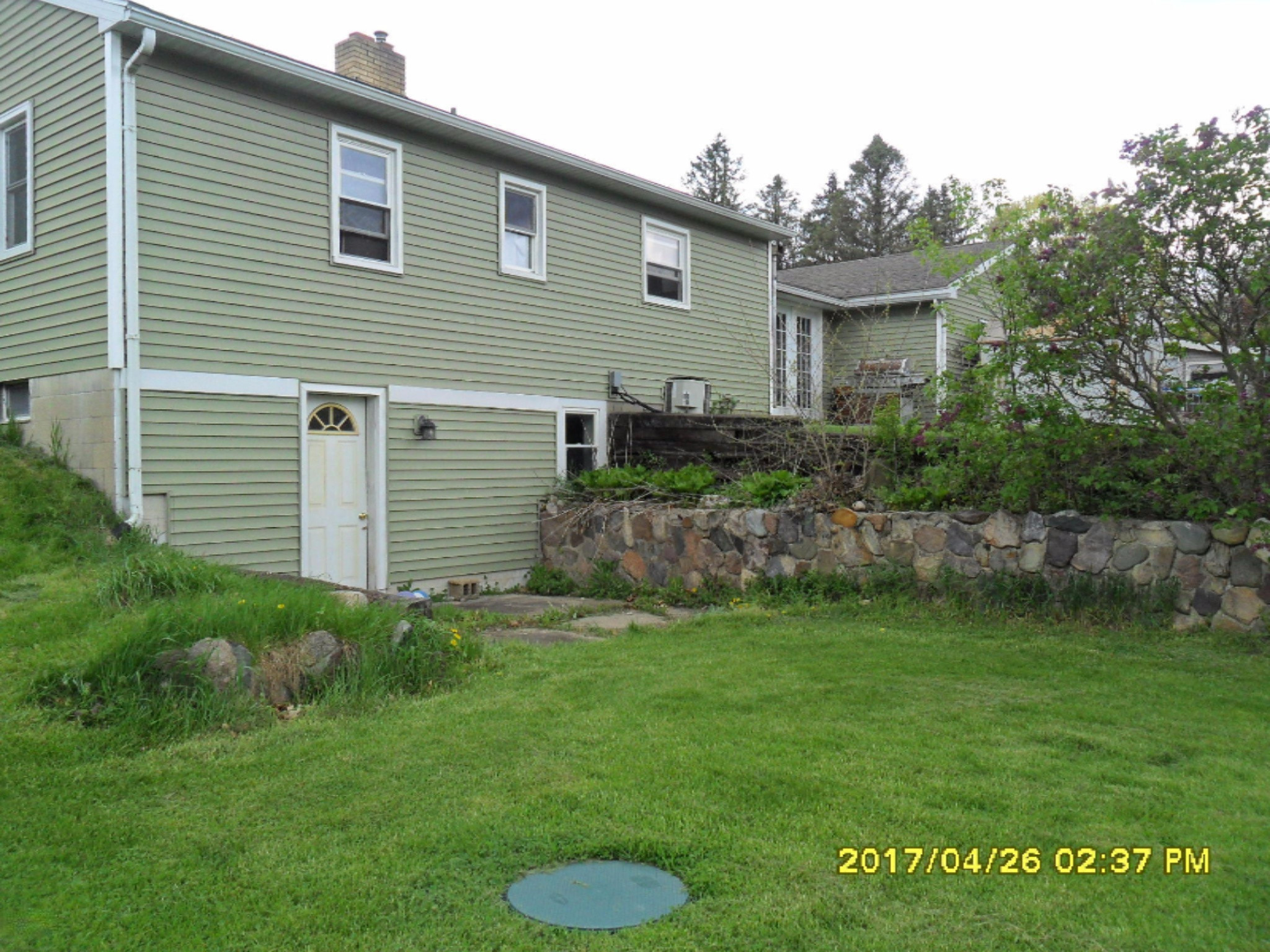 485 Powell Road Hastings, MI 49058 - Photo 3 of 24 SAM_7465