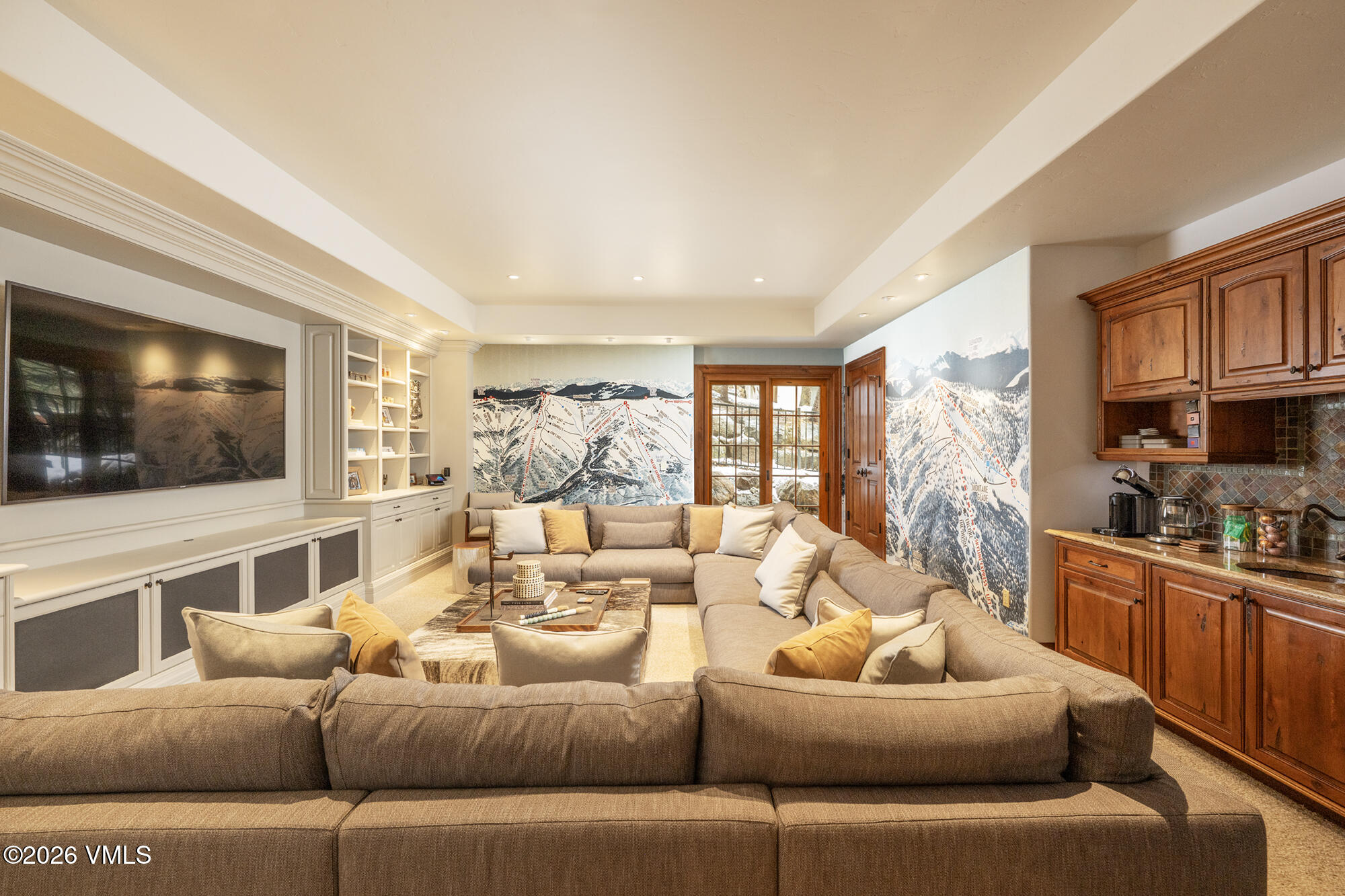 325 West Forest Road Vail, CO 81657 - Photo 15 of 33 SFB_9592