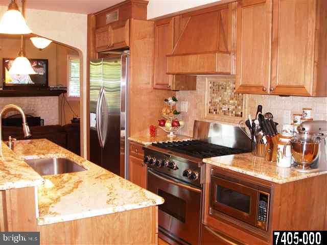 2 Summit Road York, PA 17403 - Photo 5 of 22 Gallery Image 5