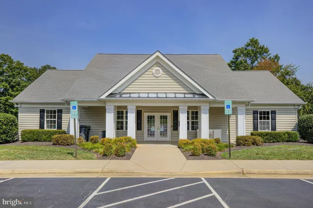 $386,999 | 36110 Wilderness Shores Way, Locust Grove, VA 22508