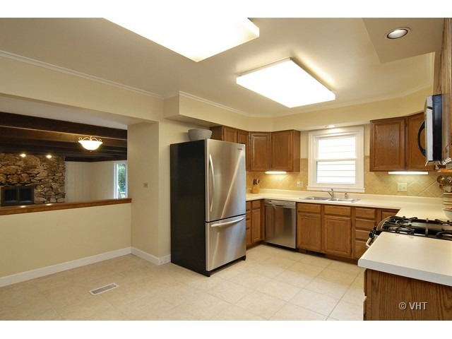 13 Prospect Road Lake Zurich, IL 60047 - Photo 6 of 25