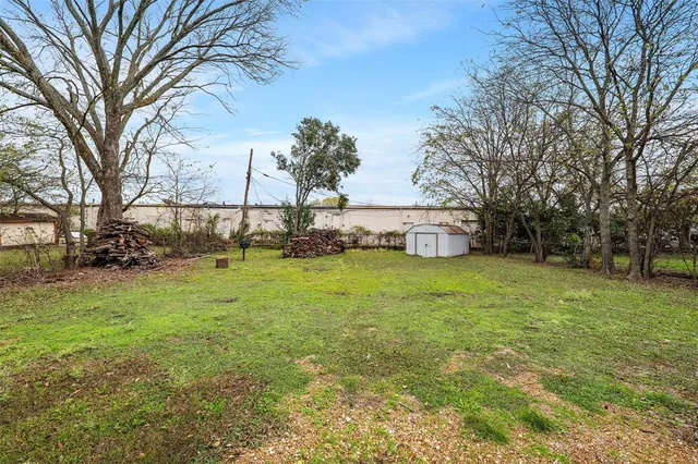 $220,000 | 315 West Rea Avenue, Lancaster, TX 75146