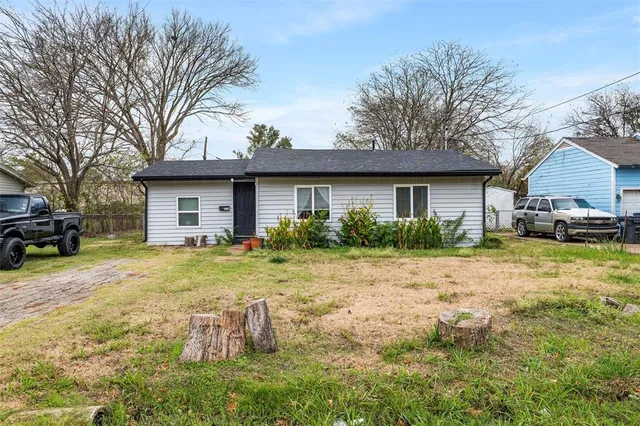 $220,000 | 315 West Rea Avenue, Lancaster, TX 75146