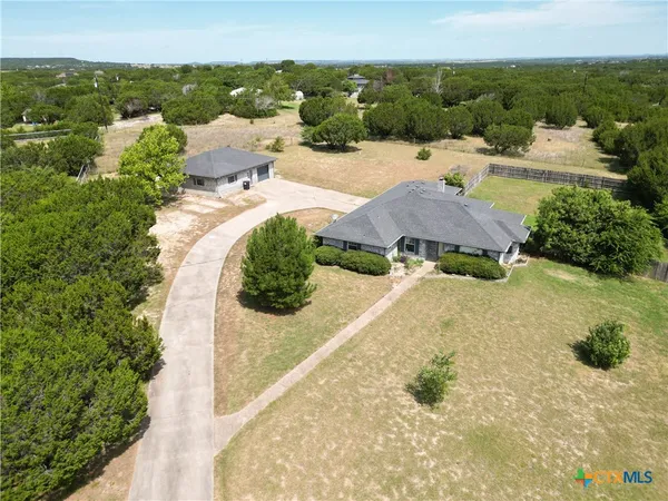$425,000 | 875 Spring Creek Lane, Copperas Cove, TX 76522