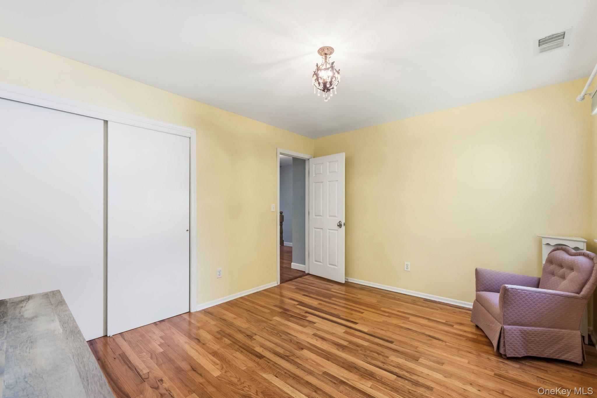 4 Dolphin Road New City, NY 10956 - Photo 13 of 24