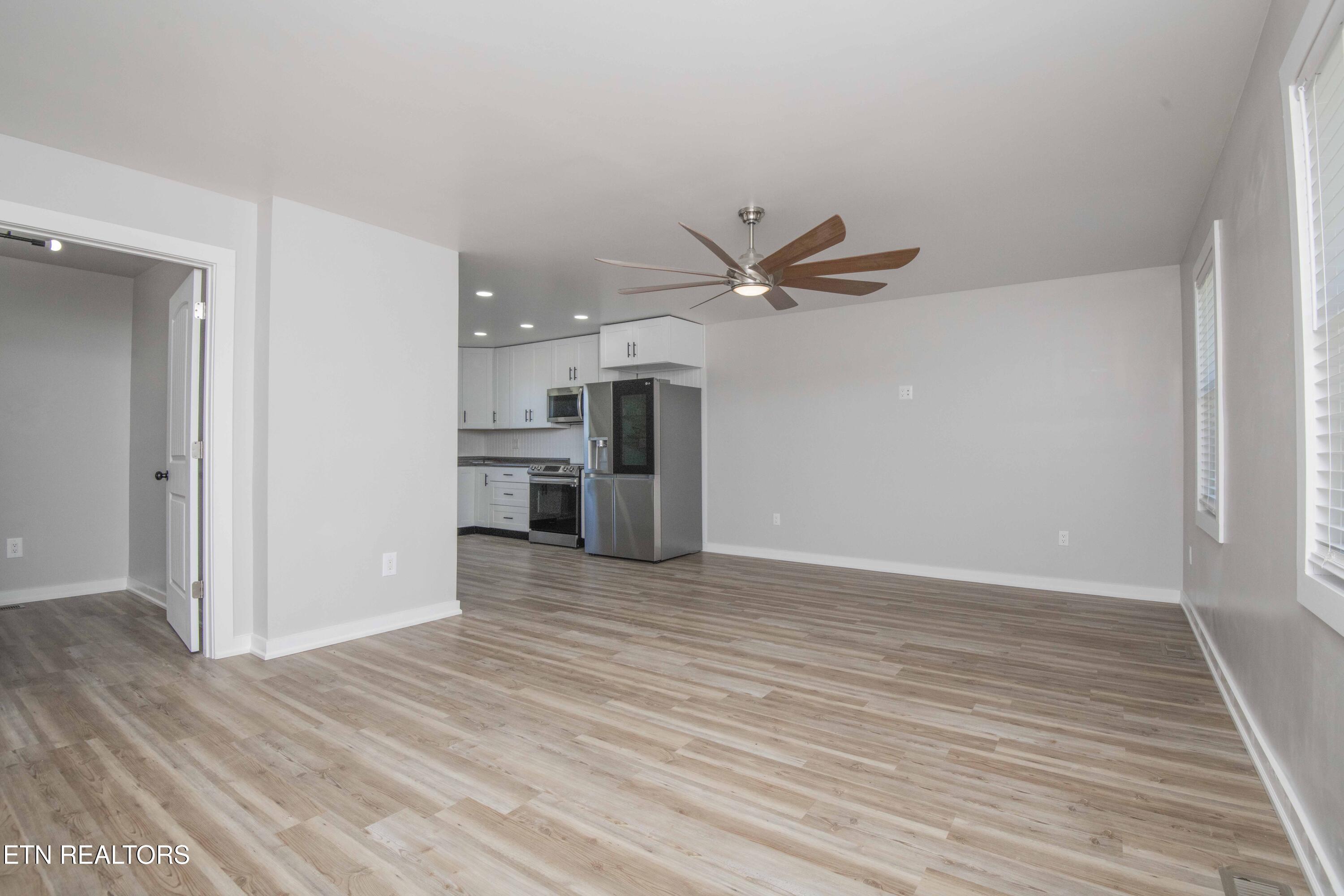 7167 Cedar Hill Road Talbott, TN 37877 - Photo 6 of 45 living 2_1