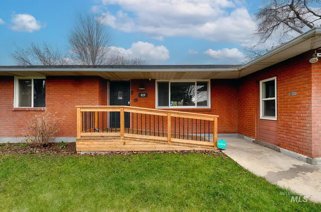 $650,000 | 819 South Powerline Road, Nampa, ID 83686