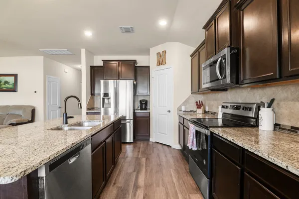 $349,999 | 1300 Spicewood Drive, Burnet, TX 78611