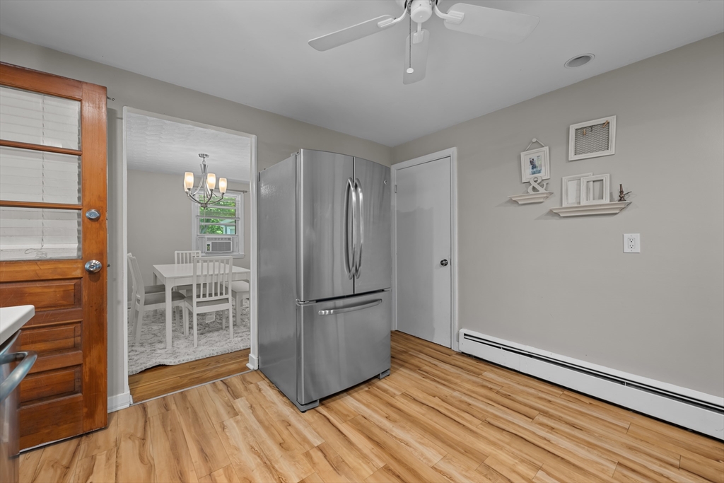 28 Greybert Lane Worcester, MA 01602 - Photo 17 of 35