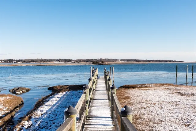 $2,225 | 1794 Drift Road, Unit VAC WEEKY, Westport, MA 02790