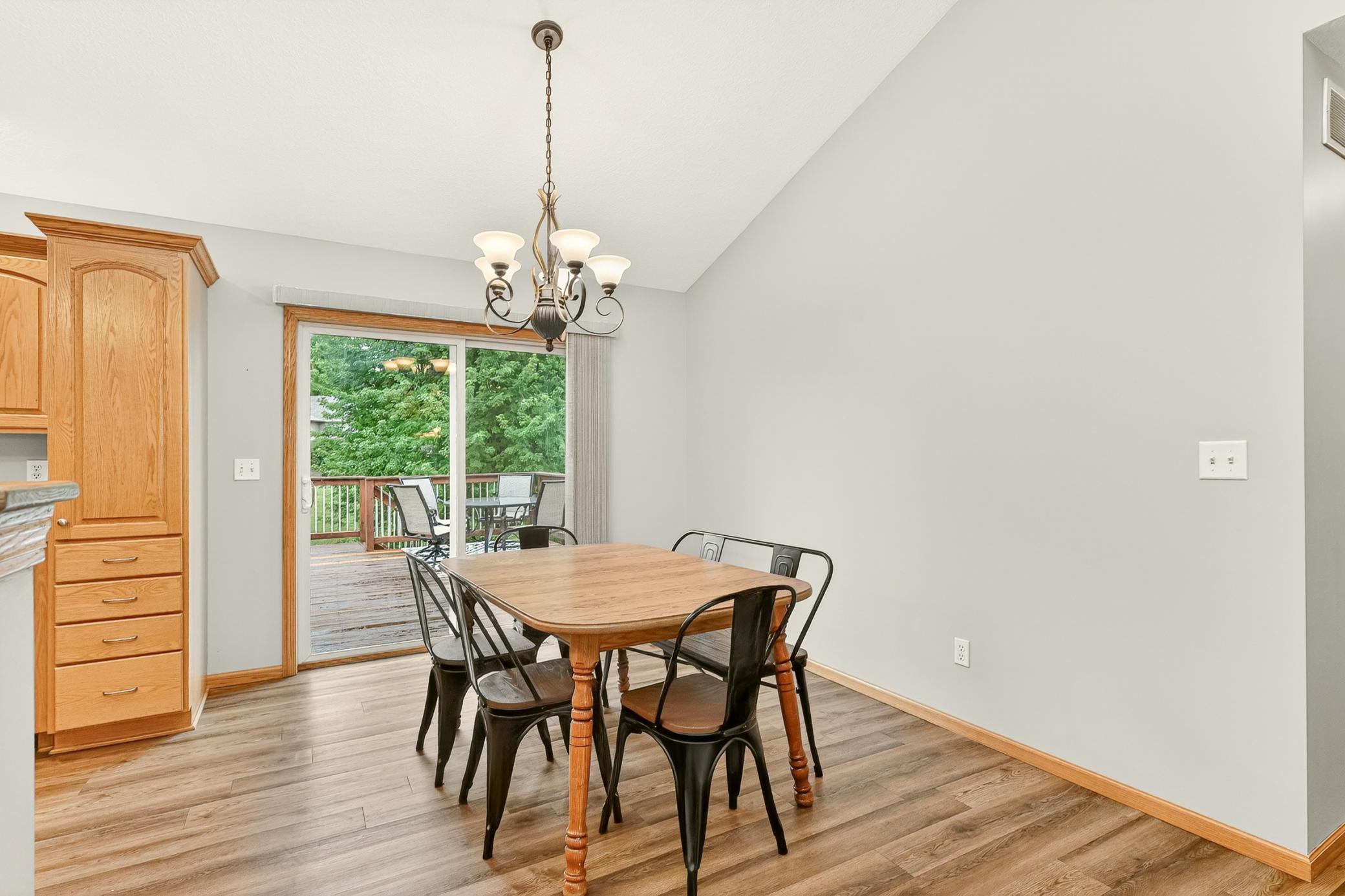 2482 Crimson Ridge Circle Northwest Rochester, MN 55901 - Photo 7 of 30