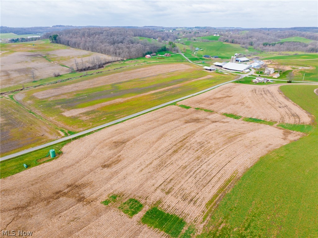 North American Road Northwest Strasburg, OH 44680 - Photo 2 of 18