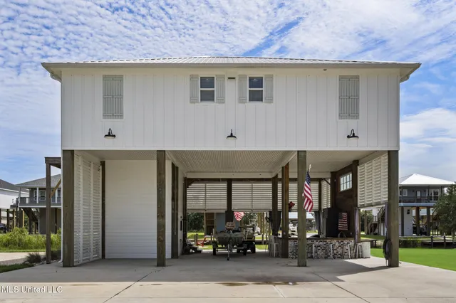 $3,100 | 4021 Blue Jay Street, Bay St. Louis, MS 39520