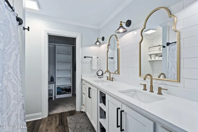 $3,100 | 4021 Blue Jay Street, Bay St. Louis, MS 39520