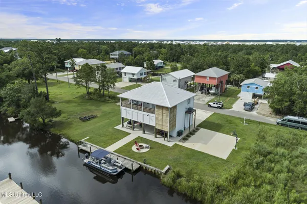 $3,100 | 4021 Blue Jay Street, Bay St. Louis, MS 39520