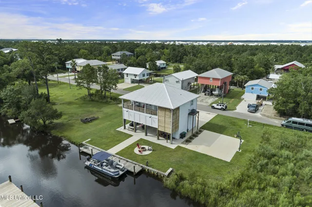 $3,100 | 4021 Blue Jay Street, Bay St. Louis, MS 39520