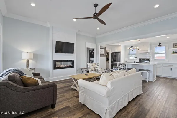 $3,100 | 4021 Blue Jay Street, Bay St. Louis, MS 39520