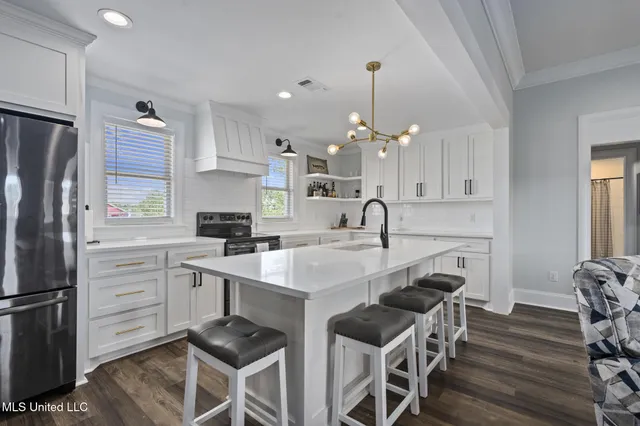 $3,100 | 4021 Blue Jay Street, Bay St. Louis, MS 39520