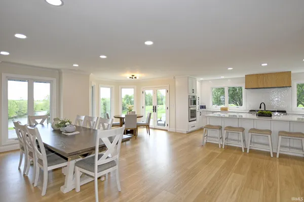 $1,499,900 | 6700 Vann Road, Newburgh, IN 47630