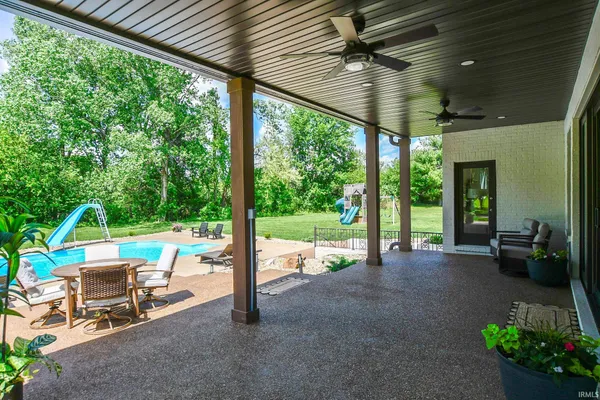 $1,499,900 | 6700 Vann Road, Newburgh, IN 47630