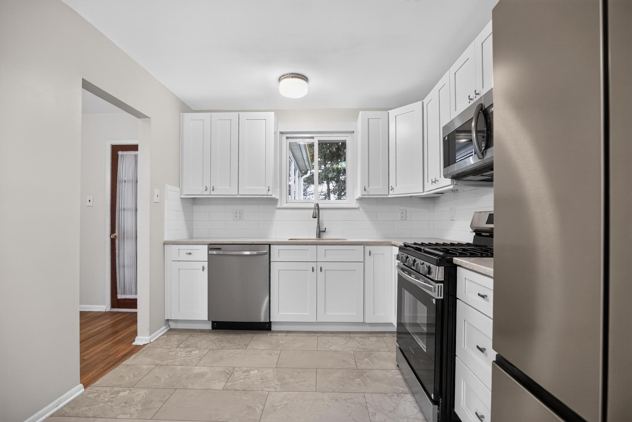 26 Glenwood Road Lumberton, NJ 08048 - Photo 11 of 37 Maximized storage space