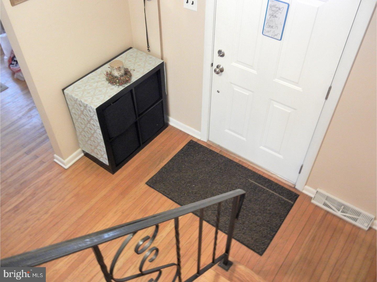 87 Taunton Road Medford, NJ 08055 - Photo 5 of 25 Foyer