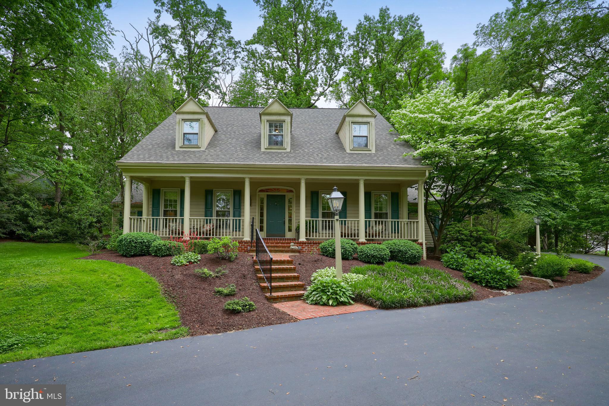 1091 Hunters Path Lancaster, PA 17601 - Photo 1 of 61