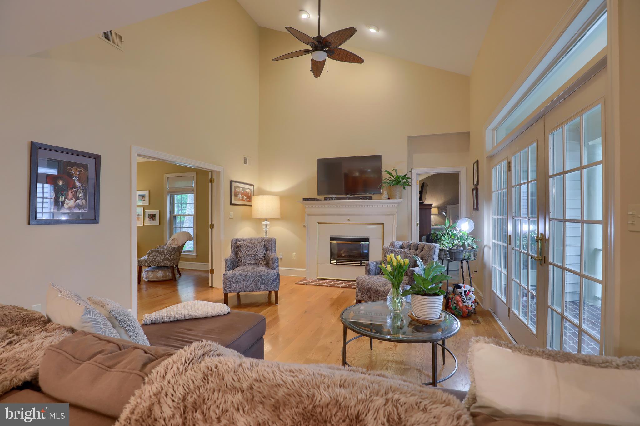 1091 Hunters Path Lancaster, PA 17601 - Photo 14 of 61