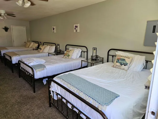 $1,000,000 | 331 South Warren Street, Bishop, CA 93514