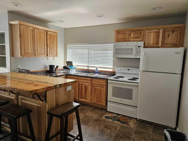 $1,000,000 | 331 South Warren Street, Bishop, CA 93514