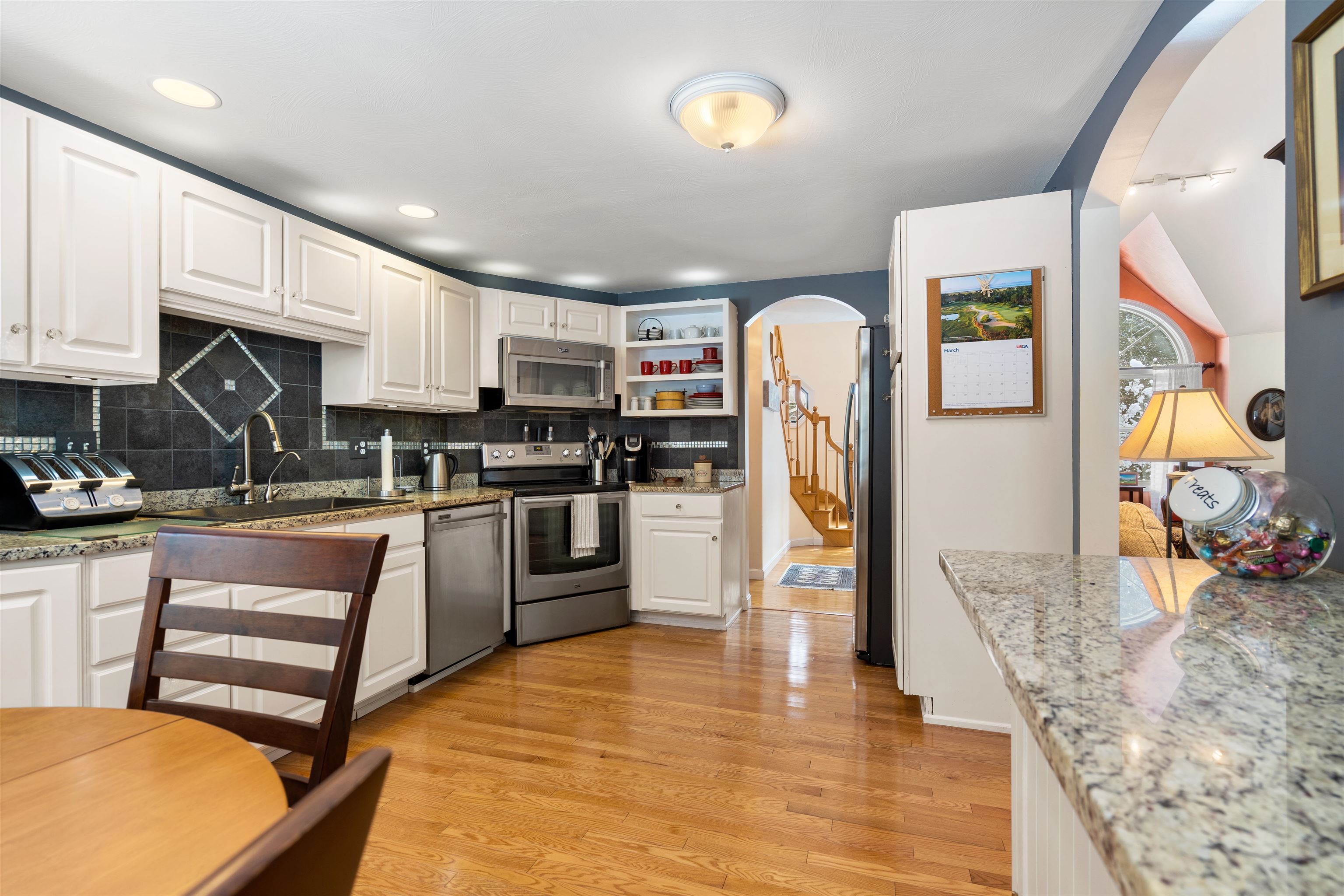 38 B Ryan Road, Unit B Goffstown, NH 03045 - Photo 10 of 39 Gallery Image 10