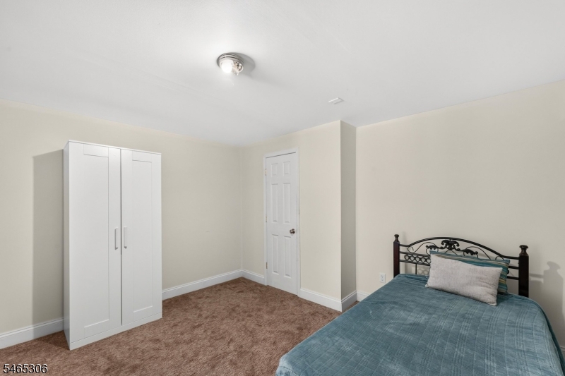 10 Raker Court Hillsborough, NJ 08844 - Photo 44 of 49 Gallery Image 44