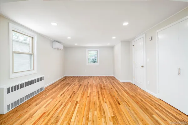 $5,500 | 3883 Franklin Avenue, Seaford, NY 11783