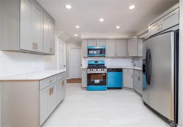 $5,500 | 3883 Franklin Avenue, Seaford, NY 11783